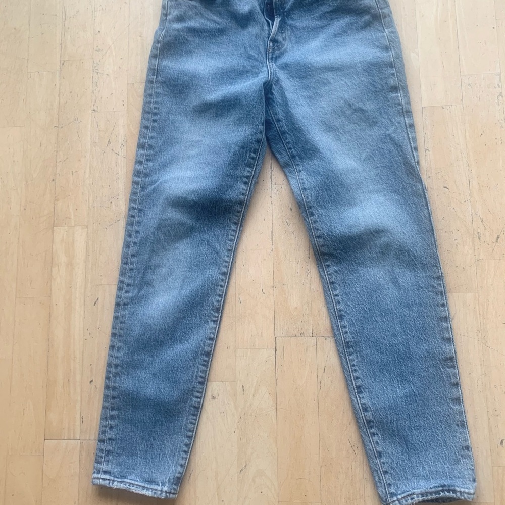 Levi’s Wedgie Jean 27